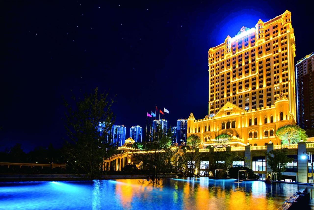 Wyndham Grand Kunming East 호텔 외부 사진