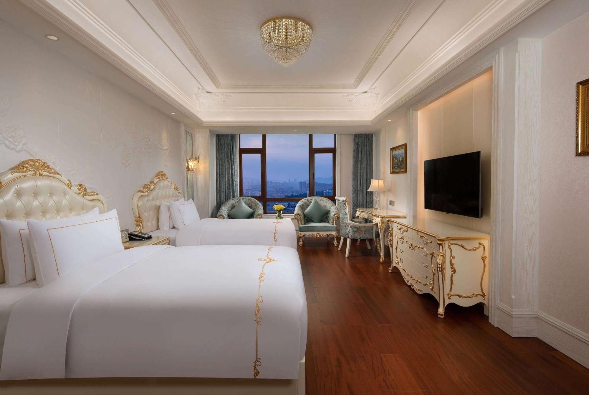 Wyndham Grand Kunming East 호텔 외부 사진
